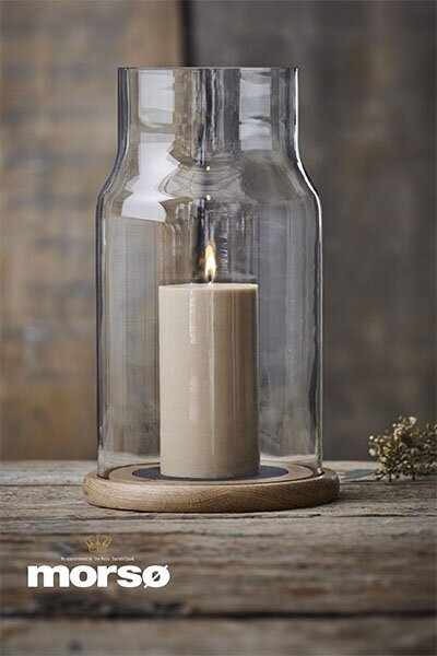 Morsø lyslykt i glass og tre – stemningsfull dekor med levende lys