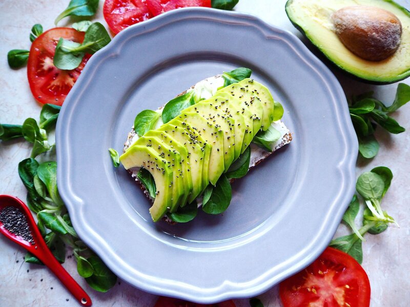 Avocado würzen: So holst du das Beste aus der grünen Frucht heraus