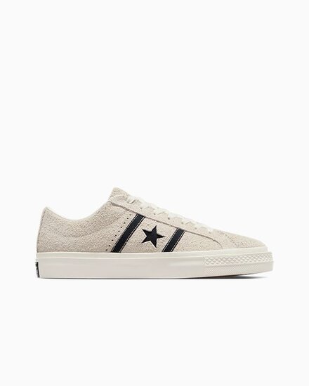 One Star Academy Pro Suede