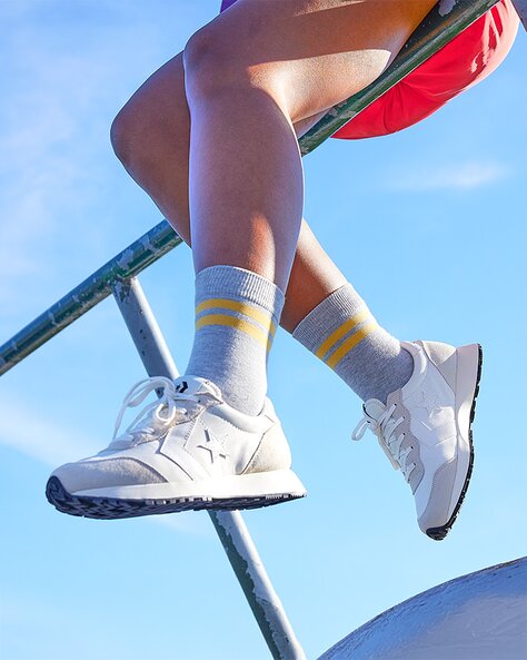 Converse Omega Trainer