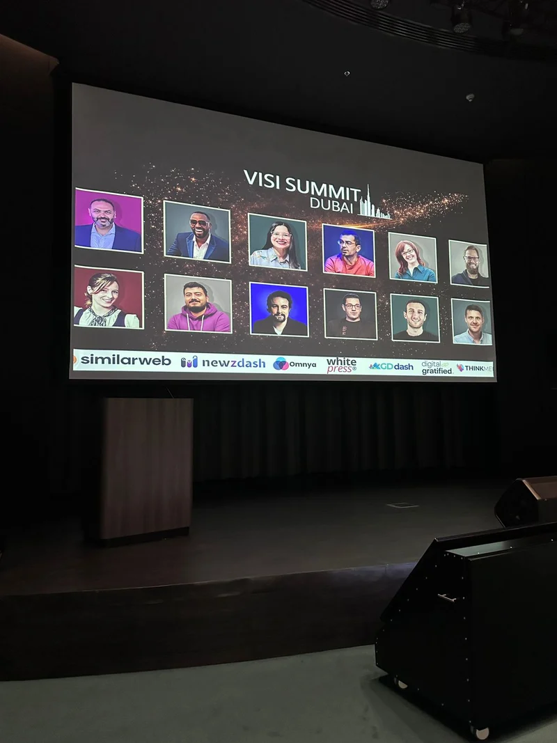 VisiSummit Dubai speakers and panelists at the conference