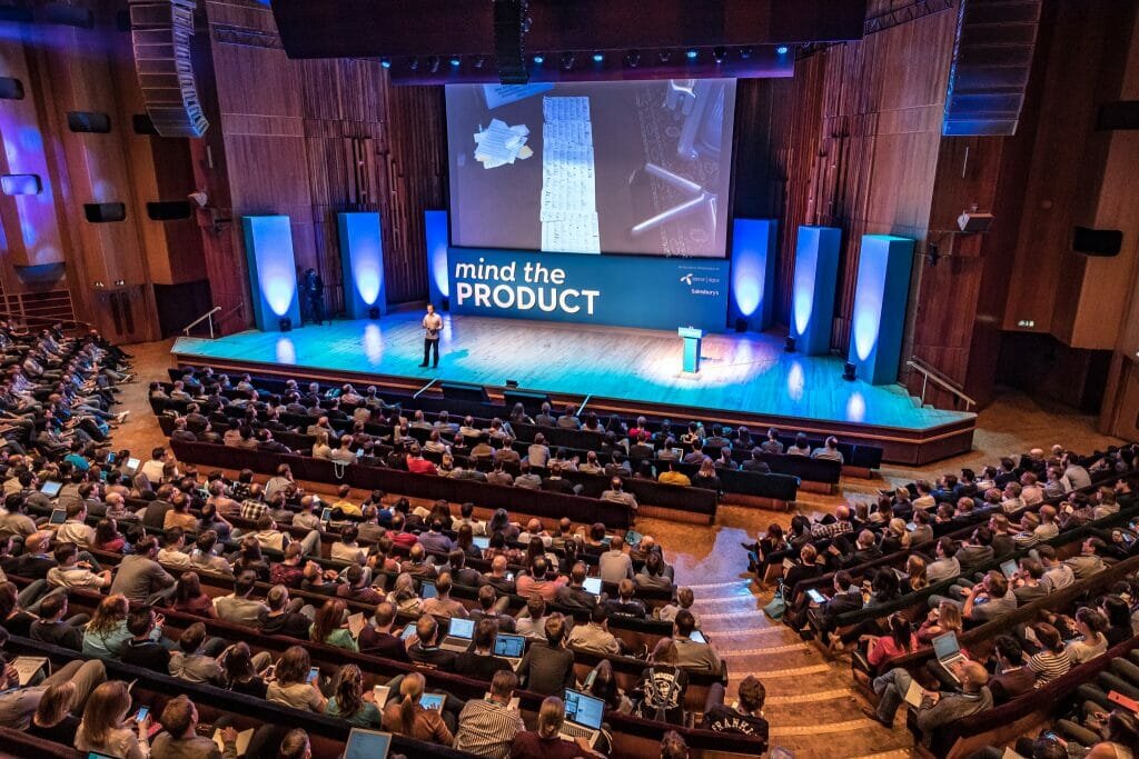 Simon Cross at Mind the Product 2016