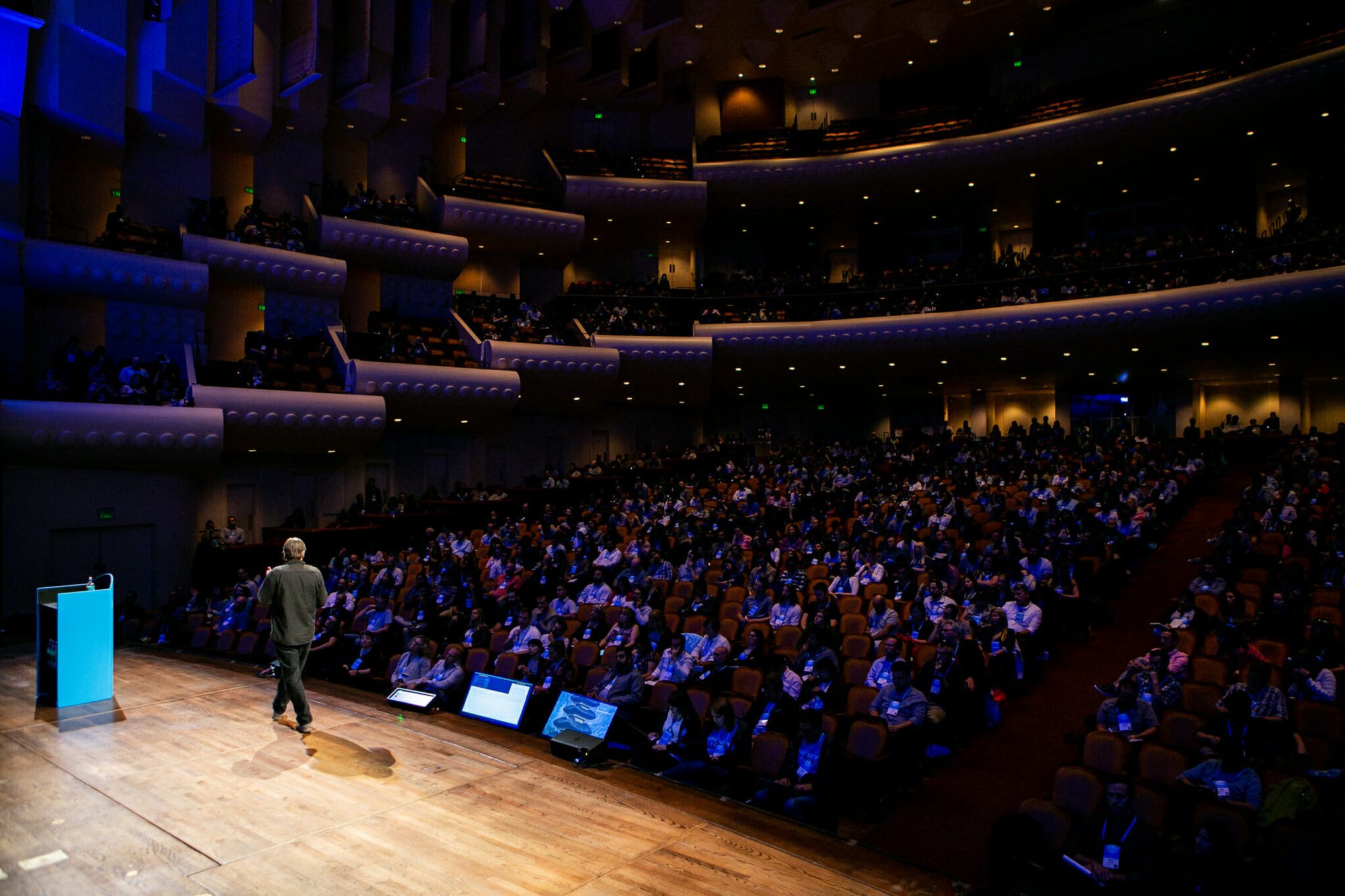 Brant Cooper with crowd at mtpcon sf