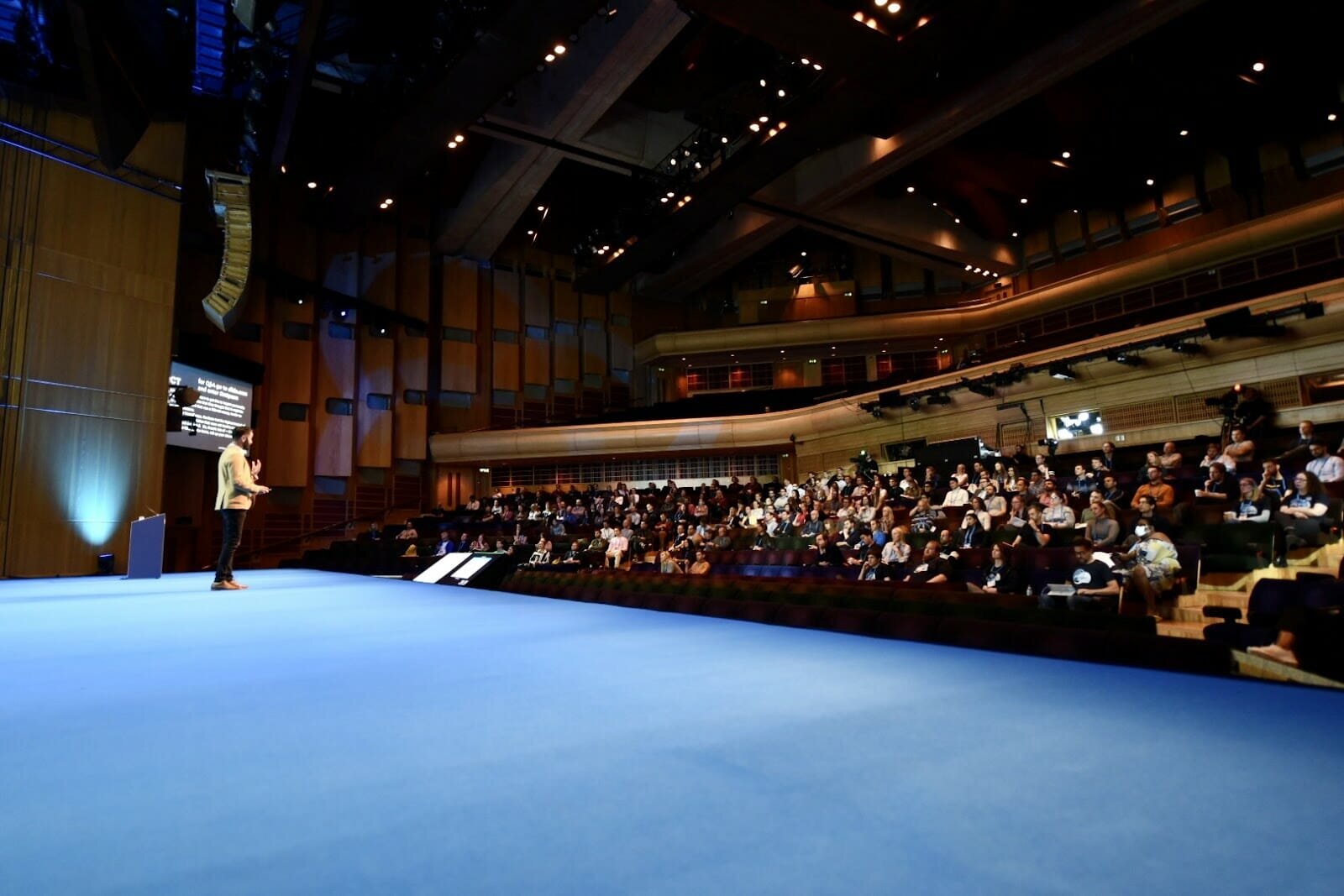 Randeep Sindu speaking at mtpcon London+EMEA