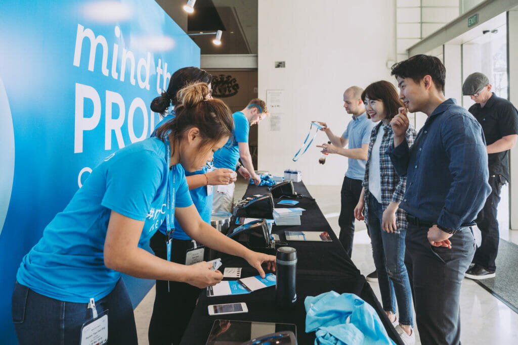 cyan hair at mtpcon Singapore 2019