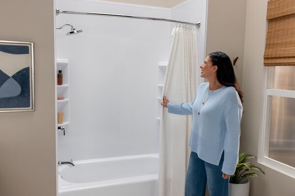 What is a Tub Surround?