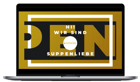 Laptop mit Unternehmensvideo, das mit Video Maker erstellt wurde