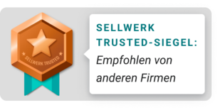 SELLWERK Trusted Abzeichen. Rechts daneben eine Sprechblase mit der Aufschrift: "SELLWERK TRUSTED SIEGEL: Empfohlen von anderen Firmen."