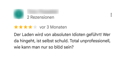 Screenshot einer Beleidigung und Hassrede Bewertung auf Google.