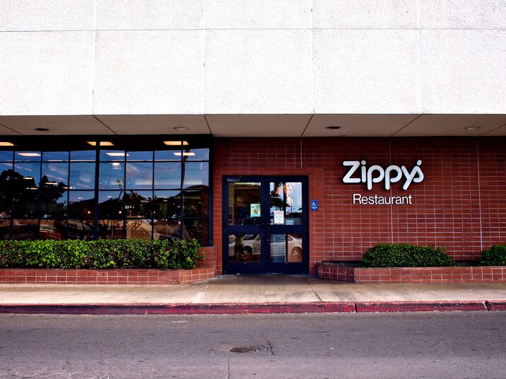 Zippy's Pearlridge restaurant exterior