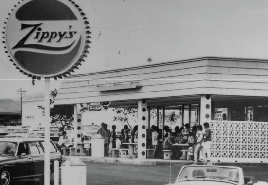Zippy's Waipahu under its round Zippy's sign
