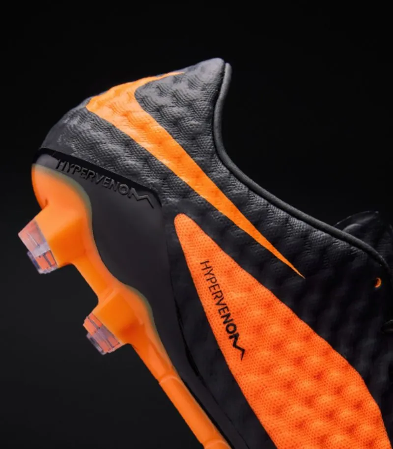 Nike hypervenom Phantom boot in black and orange