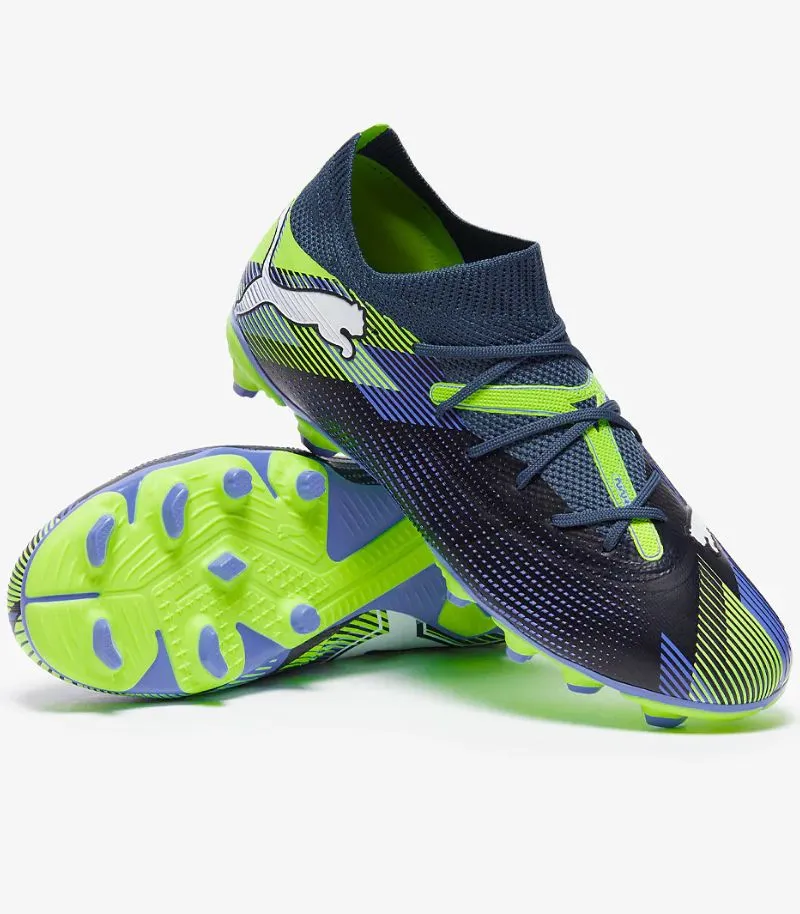 kids puma future 7 match football boots in navy and green