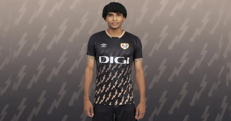 rayo vallecano 2023-24 home goalkeeper shirt in black with bolt pattern
