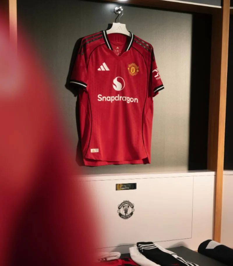 man utd 2025 home kit