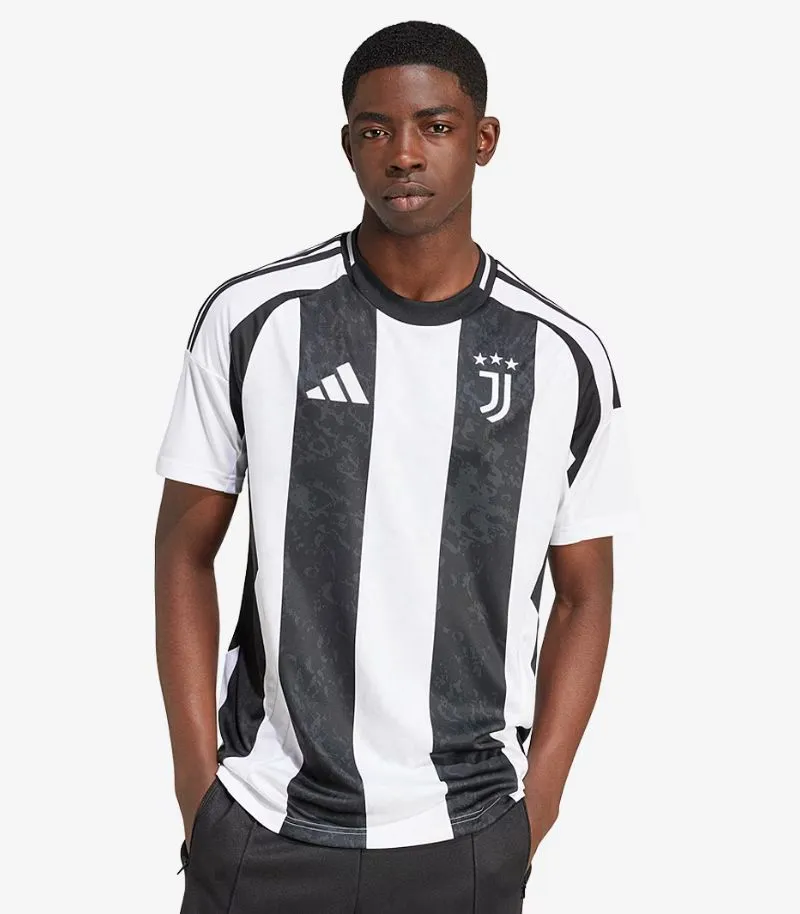 juventus home shirt with black and white stripes, and  a pattern on the black stripes