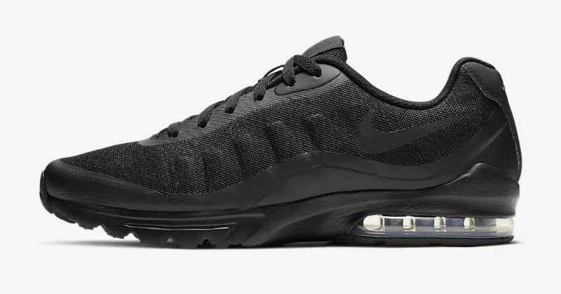 Nike air max invigor trainers  