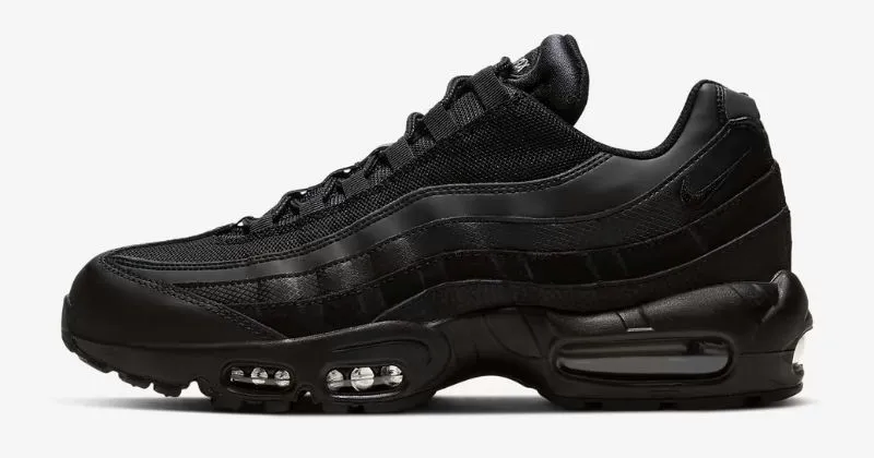 Nike air max 95 trainers in black 