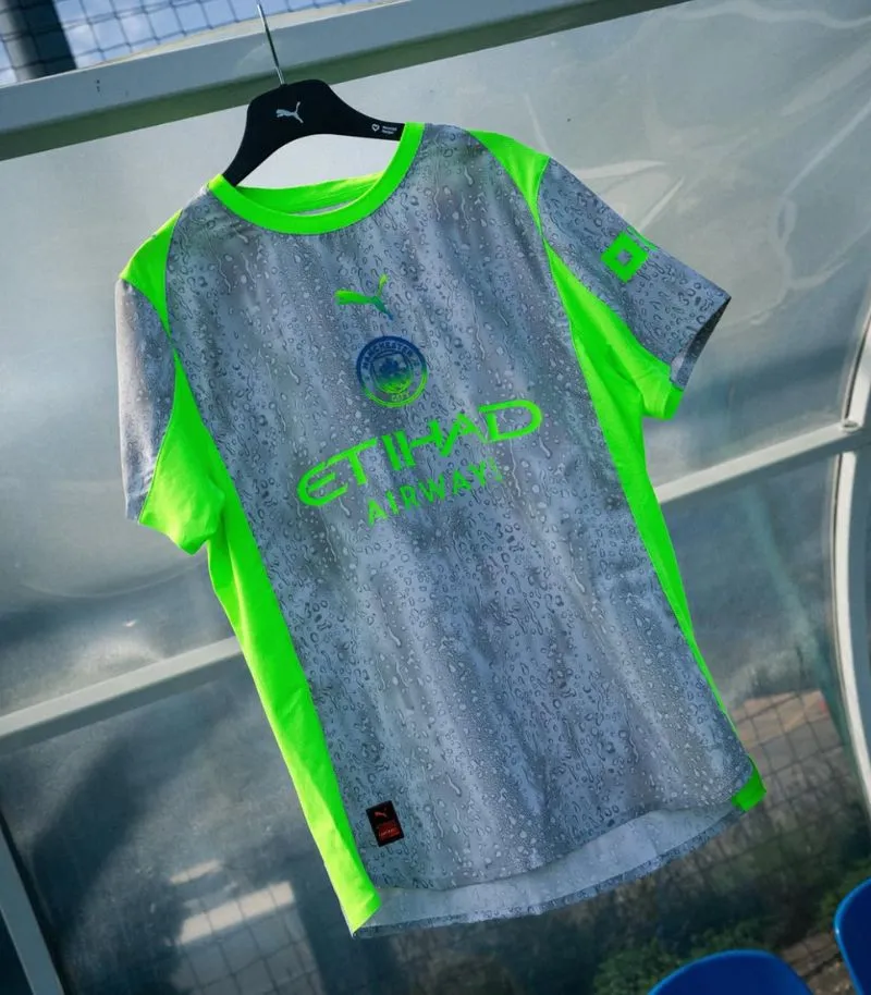 man city third kit 2025 in grey and neon green