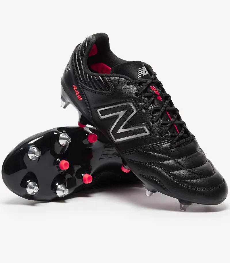 new balance 442 boots in black leather look with red details