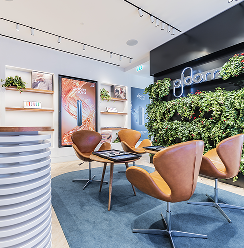 area interna del flagship store Ploom