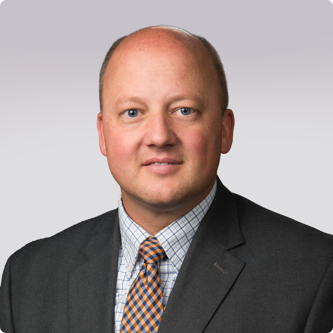 Pouring Unicity's Balance into a cup