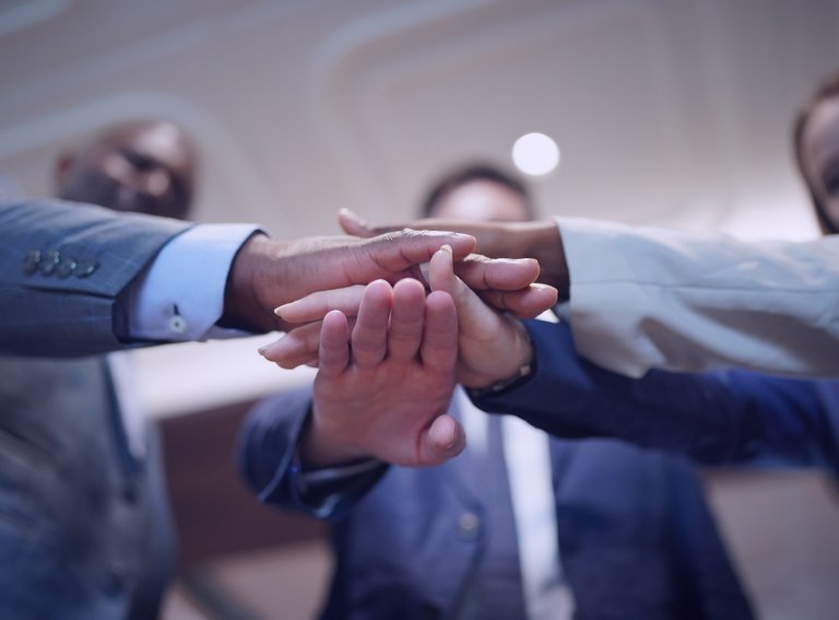 Engagement solution helps bring the team together.