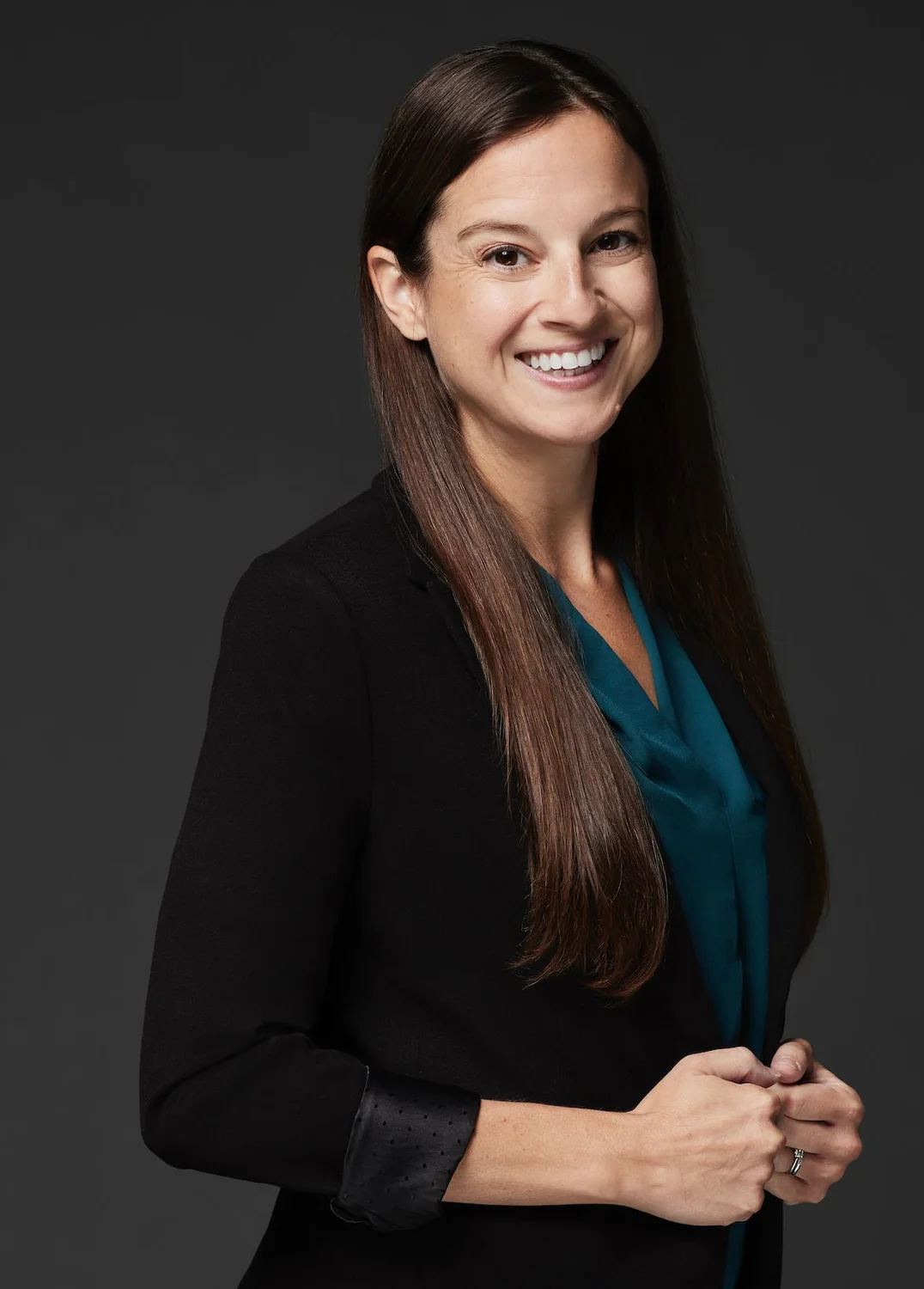 Courtney Cavey Headshot