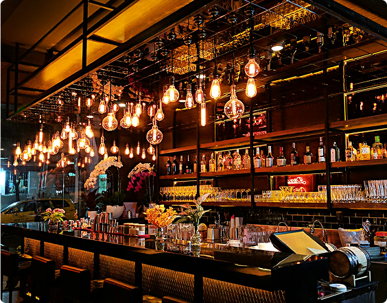 POS and the Tiphaus app shown as working together