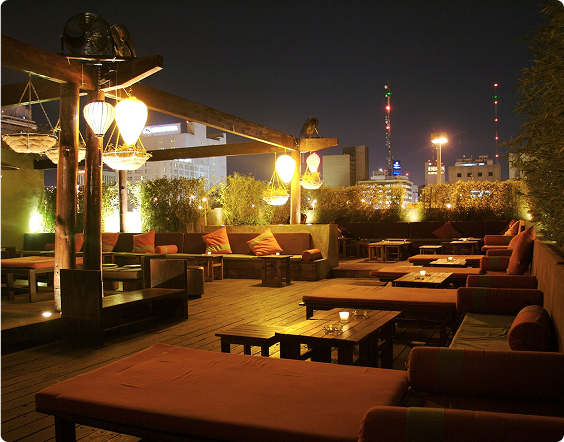 POS and the Tiphaus app shown as working together