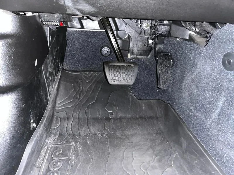 Jeep Interior Revival before detailing