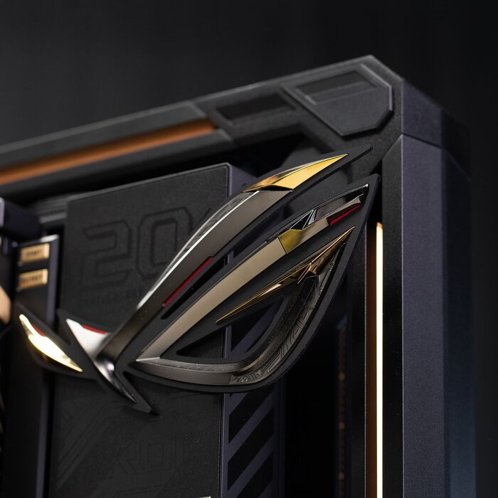 ROG 20th Anniversary emblem