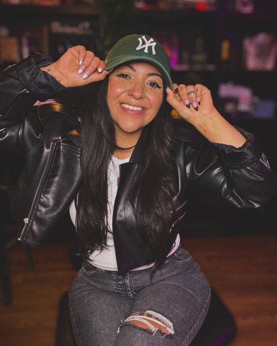 Beat Box mural artist Chelsea Lewinski