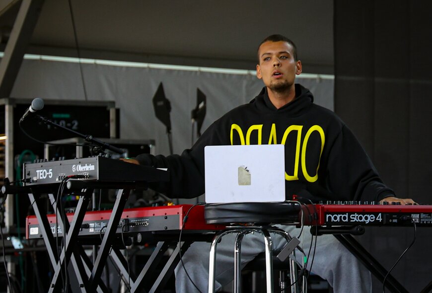 Roman with the Moses Yoofee Trio