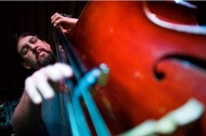 A poster for Vine Street Vibes with Mark Diamond event