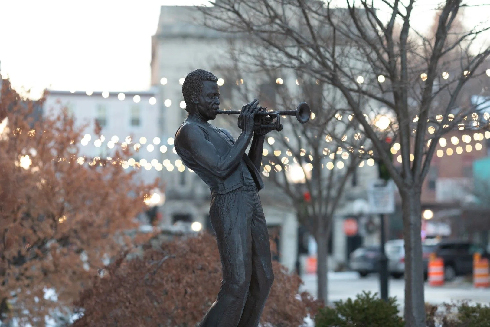 Miles Davis "lean back" pose - sculpture by Preston Jackson