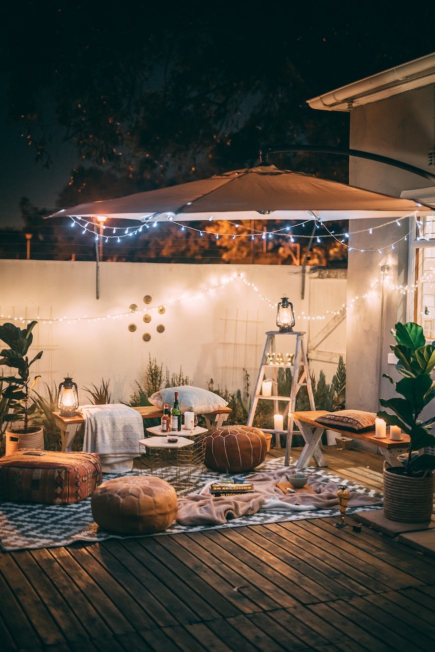 a photo of an outdoor space decorated