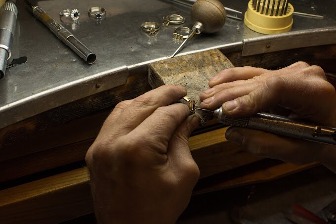 alfyo anello realizzato nel laboratorio orafo