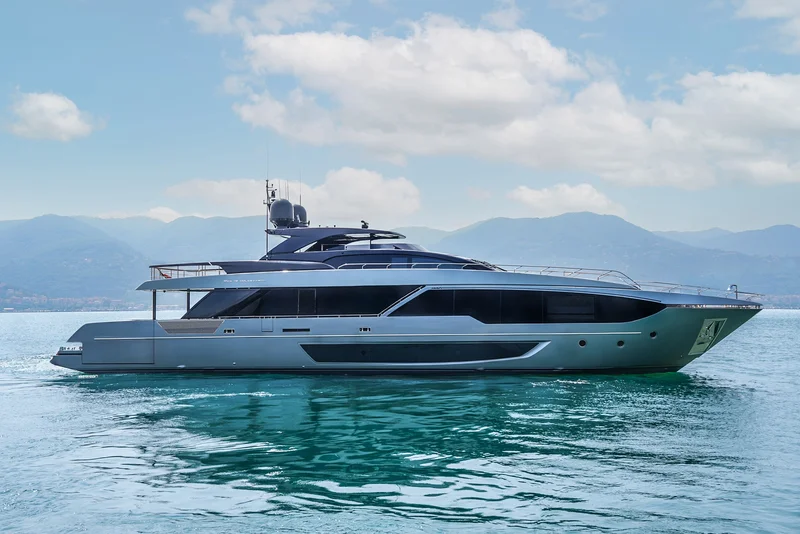 Riva 112' Dolcevita Super