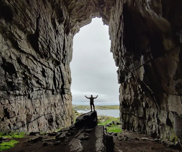 Træna Sea Caves & Myken