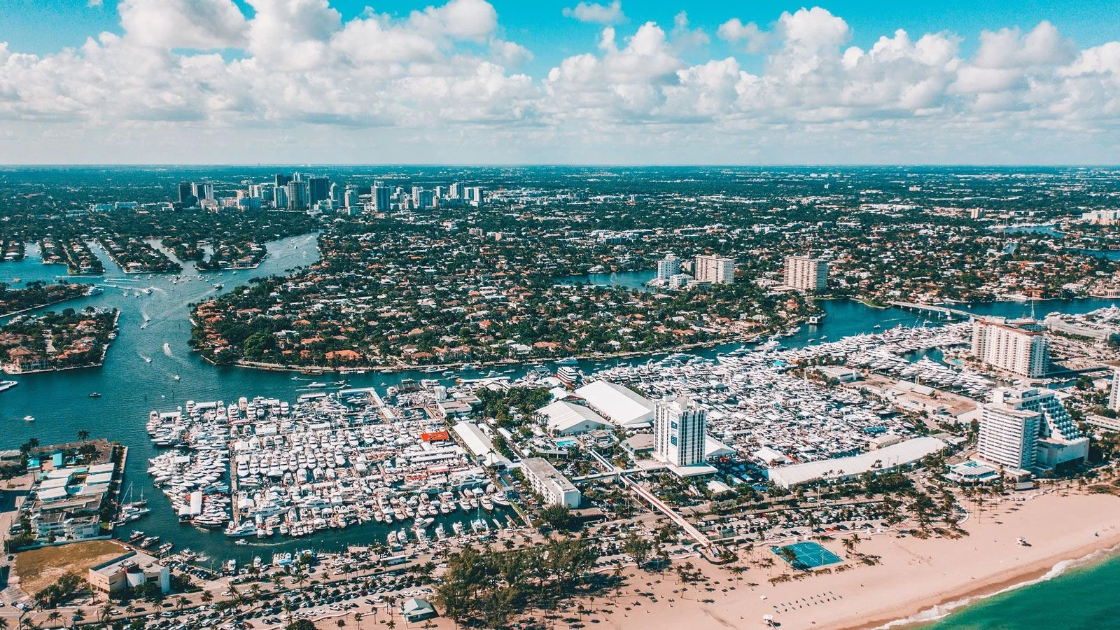 Aerial view of Fort Lauderdale International Boat Show