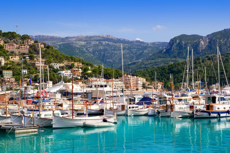 Port de Sóller: Picturesque Coastal Village