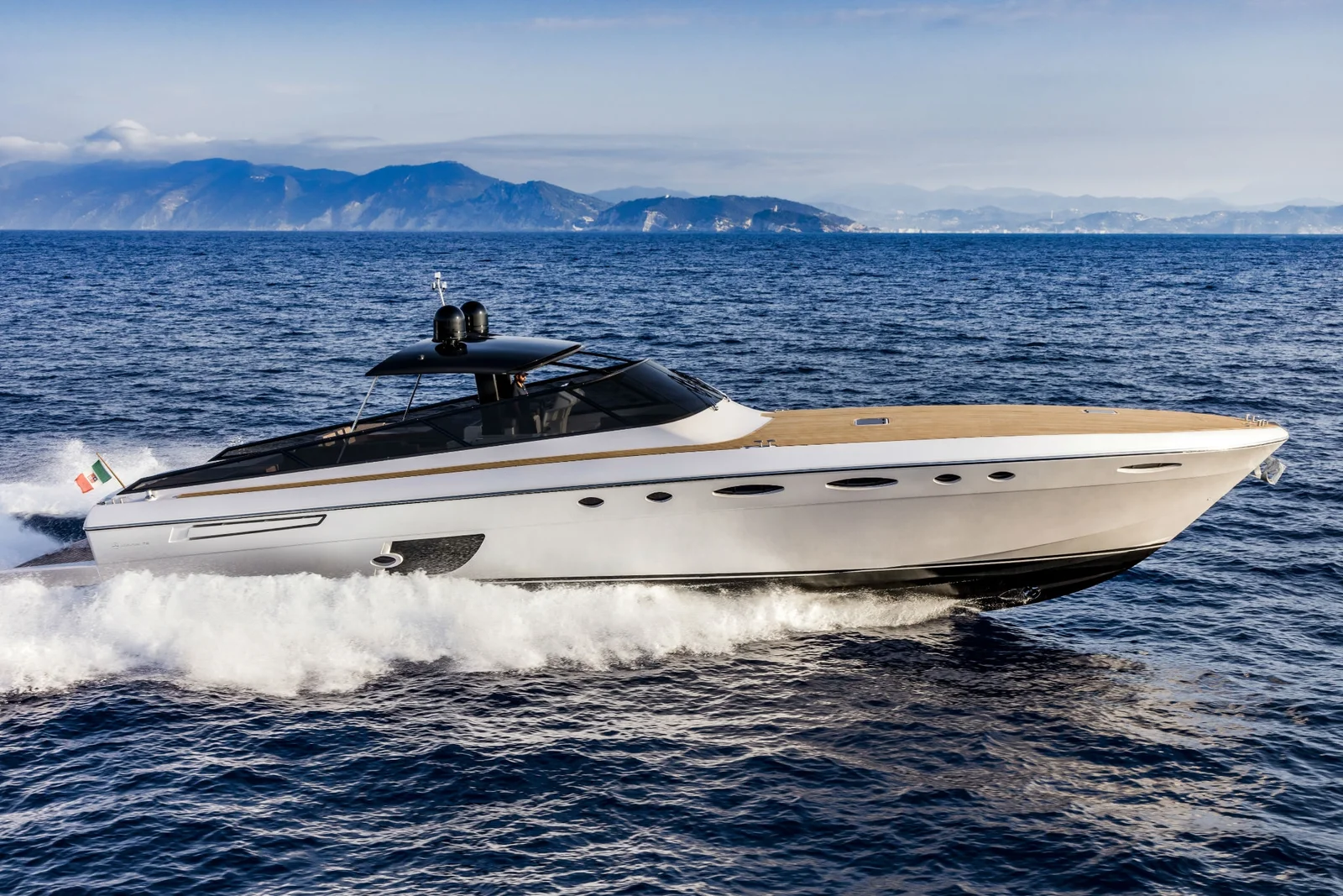 Itama Yachts