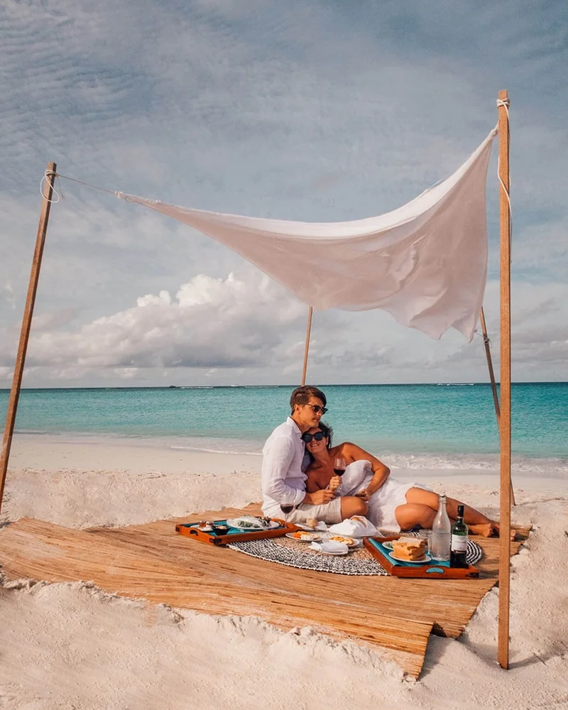 Private Sandbank Picnics