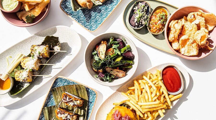 Gourmet Dining & Island Cuisine