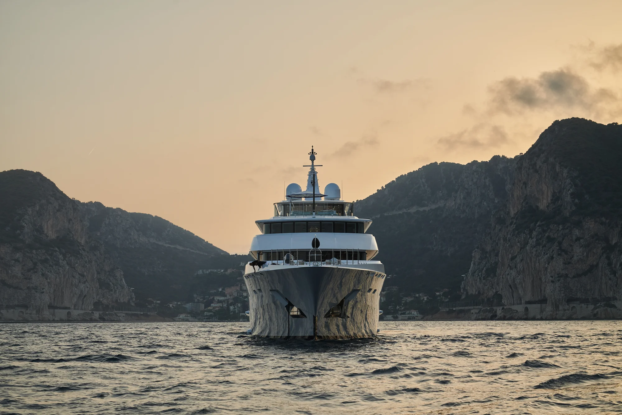 Sell a Yacht - Professional yacht brokerage