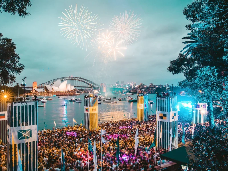 Harbour Life - Music festival with Sydney Opera House and fireworks