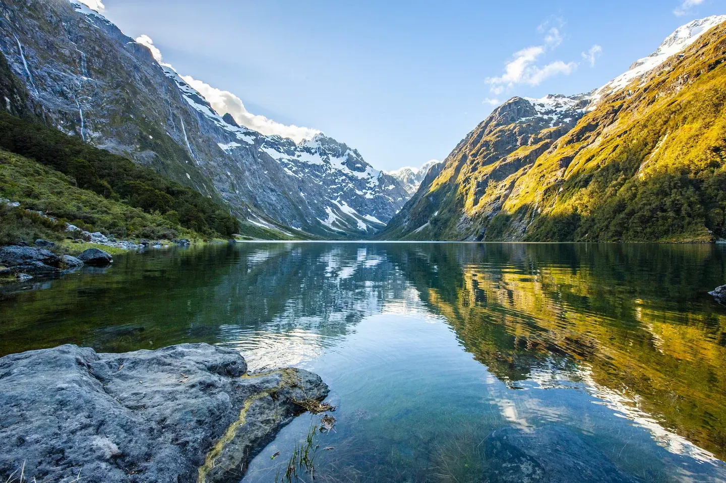 New Zealand luxury yacht charter