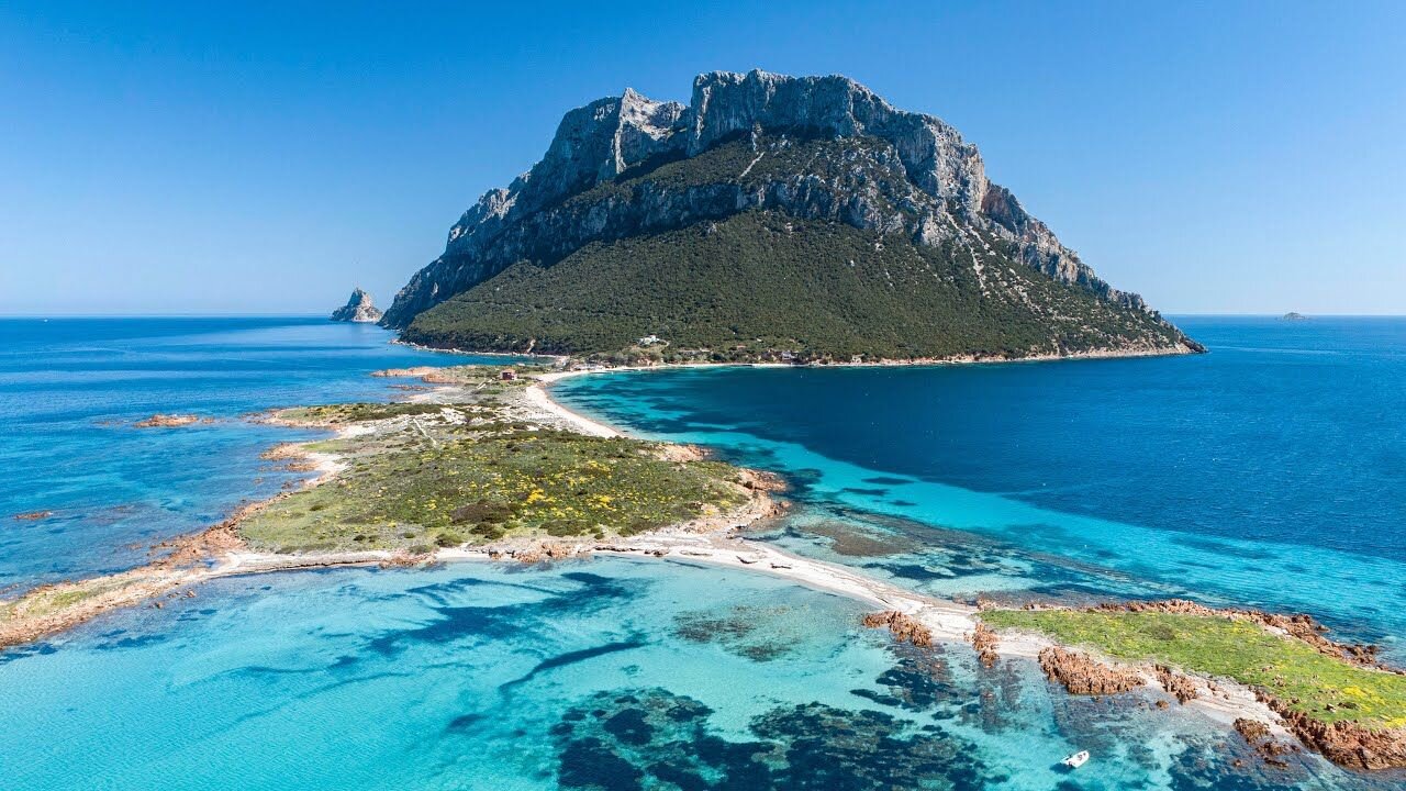 Santa Teresa Gallura to Cala di Volpe/Tavolara Island