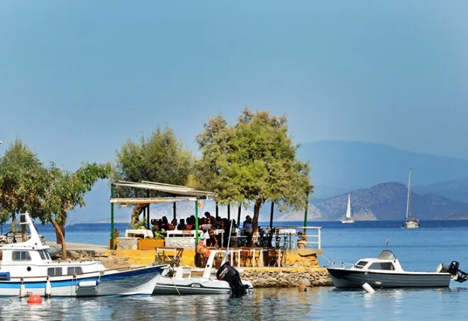Tholos Restaurant · Symi